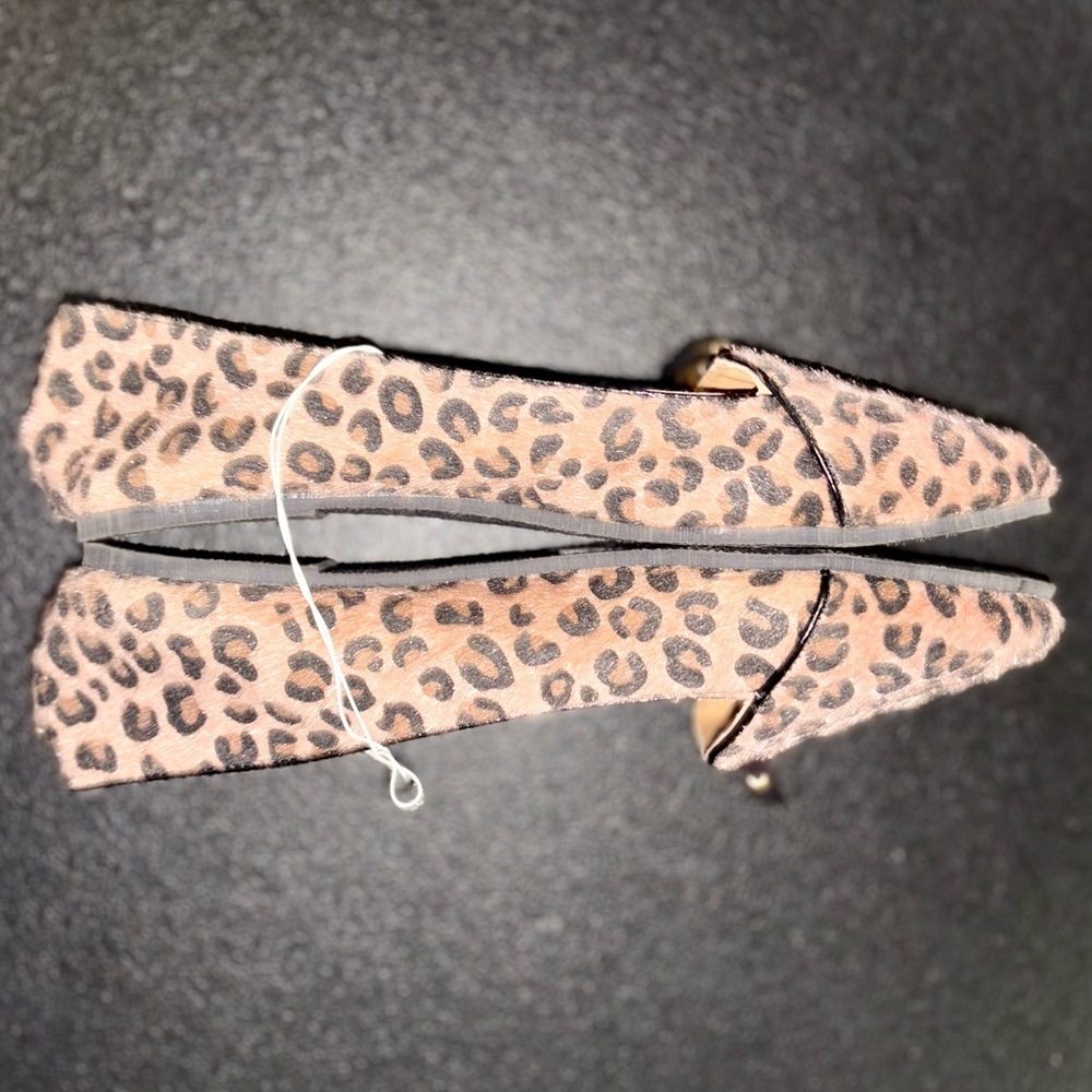 ๐ Leopard Flats ๐ค๐๐ค - Picture 3 of 12